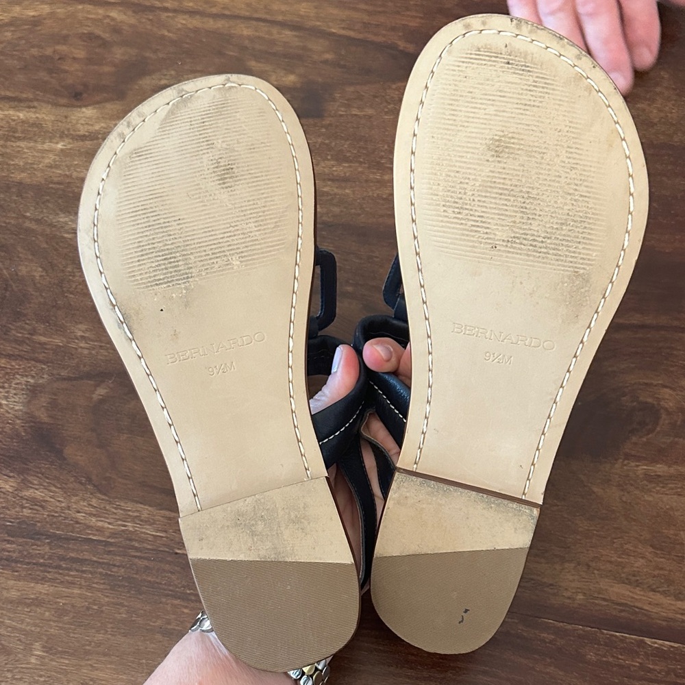 Bernardo Navy  Leather Sandals - Picture 6 of 6